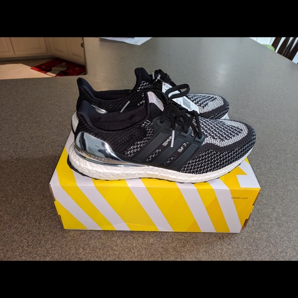 Adidas Ultraboost 2.0 Ltd Silver Medal 10.5 - Picture 8 of 8